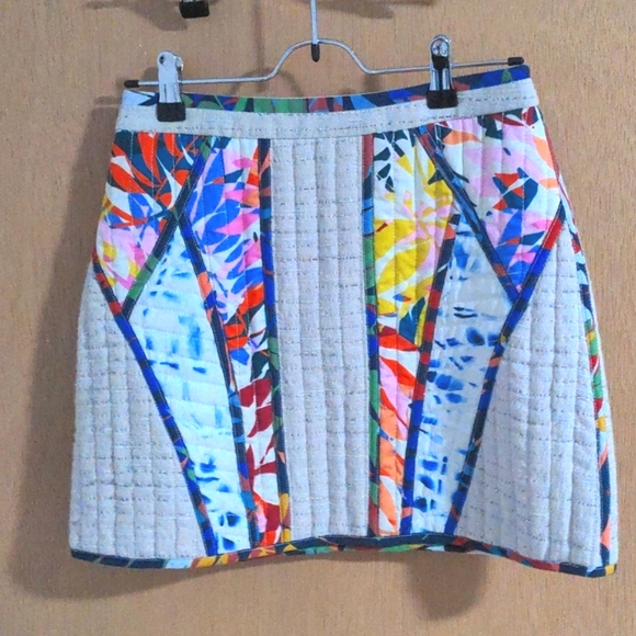 BCBG Andrick Palms Print-Blocked Miniskirt, Size 0, Stone Combo, Jacquard/Cotton - Picture 2 of 12